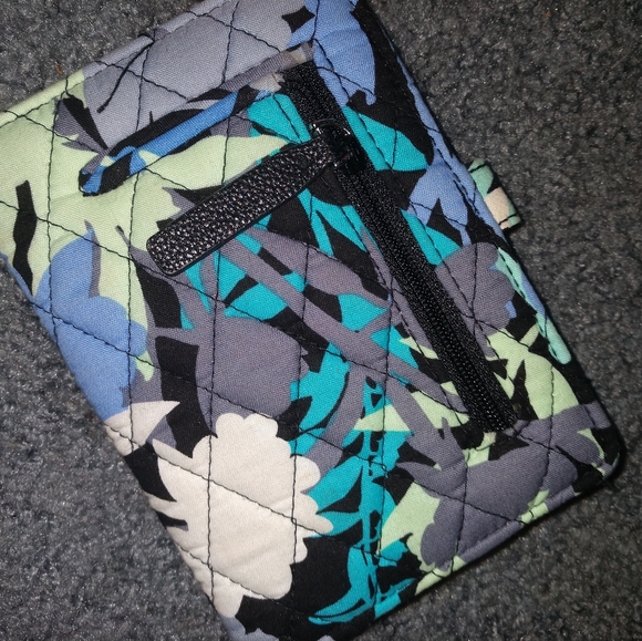 Wallet - Picture 2 of 3